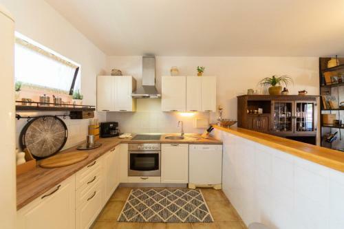 Luxury Apartment Pharos