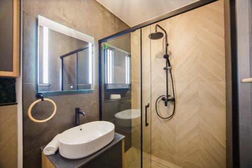 Duo Vibe Apartment