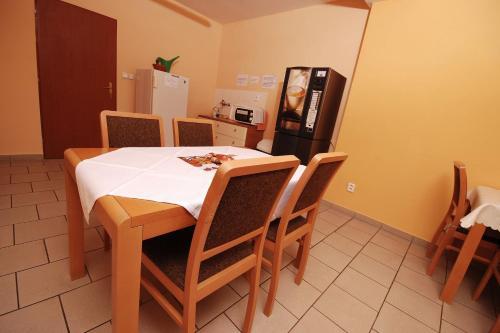 Hostal Expres Atack Penzion