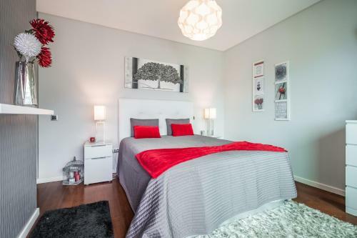 Moradia T3 Geminada Em Santo Ant�nio, Funchal