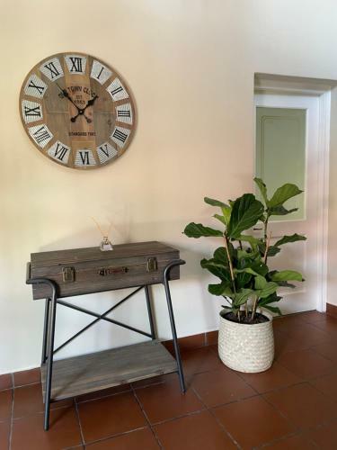 Lodge 150 Jacaranda Guesthouse