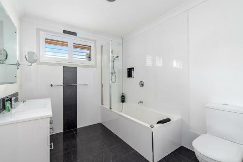Alkira At Lighthouse, 69 Bangalay Drive