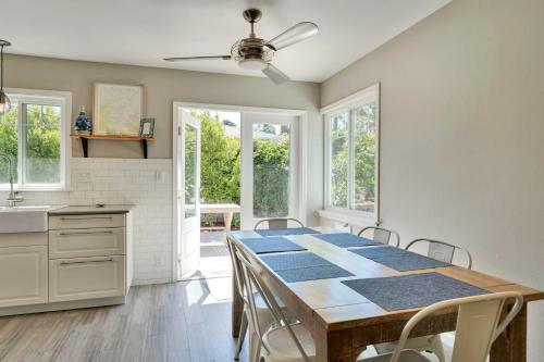 Mesa Cottage By The Sea