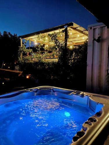 Villa Ocean View Hot Tub House