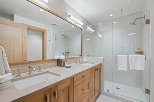 Apartamento Riverfront Lodge In Avon 2 Bedroom Residence