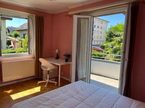 Individual Villa With Free Parking Next To Lausanne