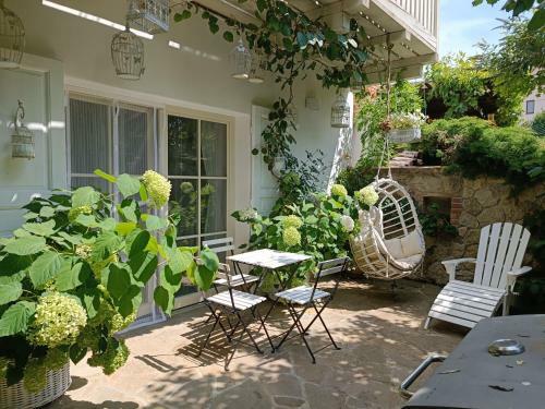 Hostal Kv?tinov� Apartm�n Se Soukromou Terasou
