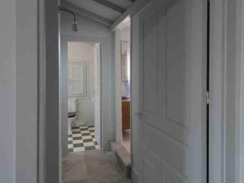 Hostal Room In Bungalow - Room With Bathroom En-suite