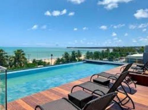 Hotel Infinity At The Sea 106b 02
