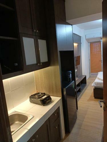 Hotel Apartment Gunung Putri Square By Leo Rooms