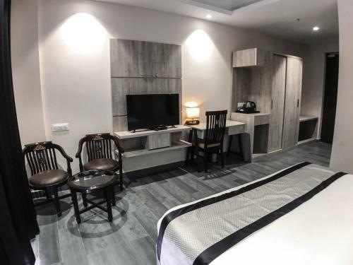 Hotel Peaks And Pines Resort
