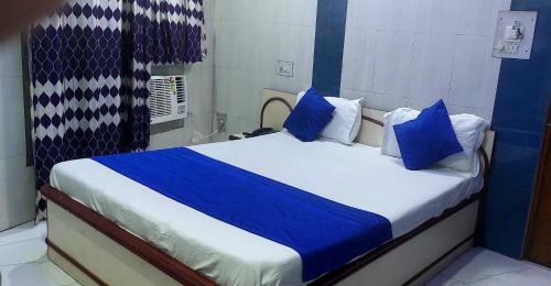 Oyo 91951 Hotel Shimla Pink