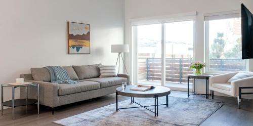 Lakewood Apartments By Barsala