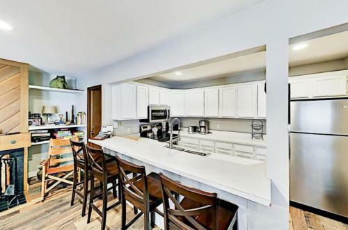 Apartamento 3 Bedroom Condo In Keystone - West Keystone