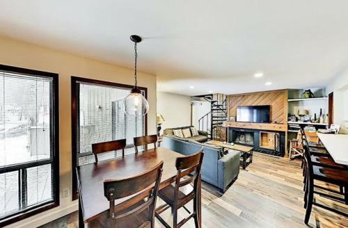 Apartamento 3 Bedroom Condo In Keystone - West Keystone