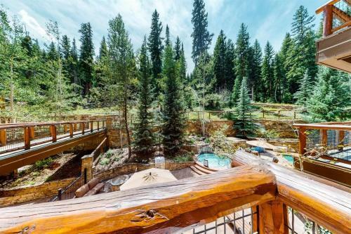 2 Bedroom Ski-in, Ski-out Condo At The Timbers