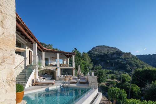 Moundros Villa
