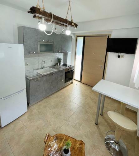 Eden Apartment Paliouri Cozy With Private Garden