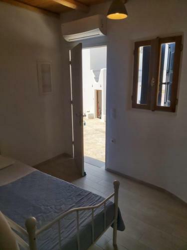 Hostal Mykonian Rooms