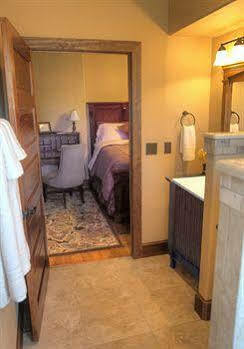 The Thornton Inn Bed And Breakfast