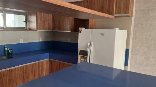 Apartamento Sofisticado, De Frente Para O Mar