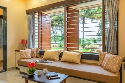 Villa Stayvista At Coco Palms