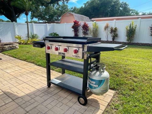 Tropical Escape Close To Top Fl Beaches!