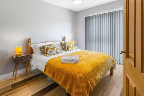 Spacious And Modern Mountain View Apartment
