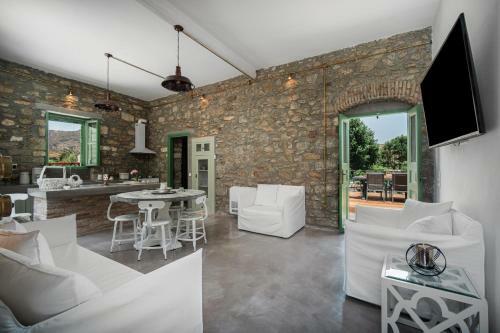 Villa Aglaia, A Hidden Paradise, Livadi , Serifos