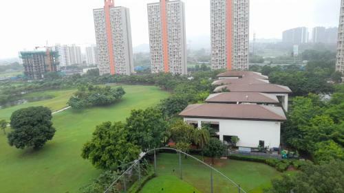 Apartamento AC 3bhk Fully Furnished Flat With Golf View