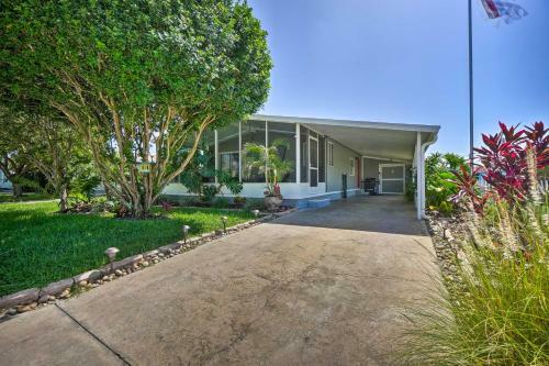 Jungle River Oasis With Boat Dock And Kayaks!