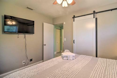 Family-friendly, Pastel Gem With Private Pool!