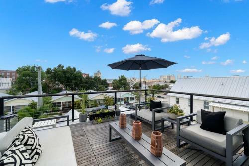 Gaspar's Escapar Newly Renovated Pvt Sundeck