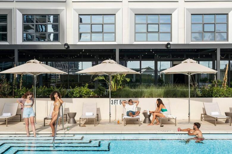 Hotel Roost Tampa