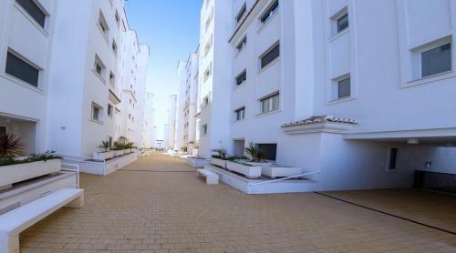 Lovely Apartment Centrally Located In Estepona