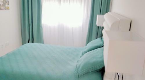 Lovely Apartment Centrally Located In Estepona