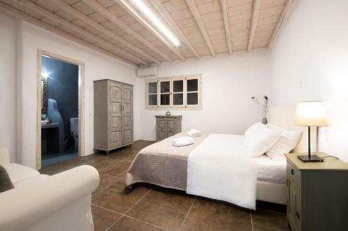 Mykonos Princely Villas - Poolside Luxury Retreats