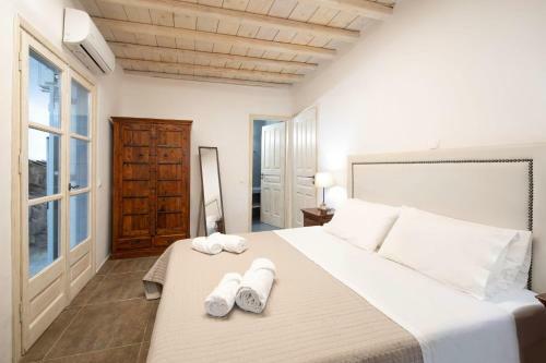 Mykonos Princely Villas - Poolside Luxury Retreats