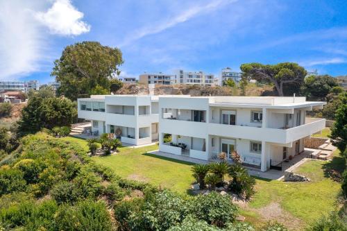 Island Hills Sea View Suite 2