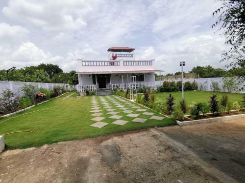 Villa Bougainvillea Farms