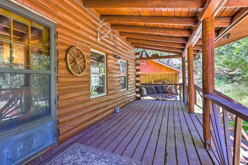 Multi-level Cabin At Flowing Springs Ranch!