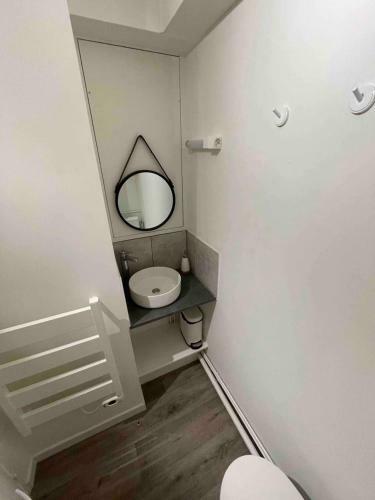 Apartamento Studio R�nov� Proche De Toutes Commodit�s Chambray