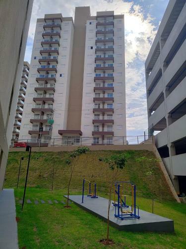 Apartamento Apto A 300 Metros Da Can��o Nova. Condom�nio Da F�