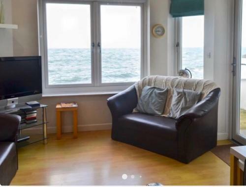 Beautiful Sea View Apartment