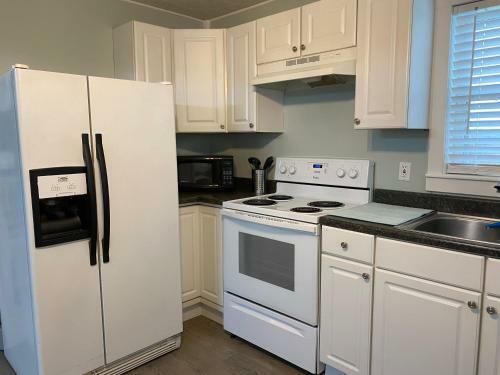 Stylish Newly Renovated