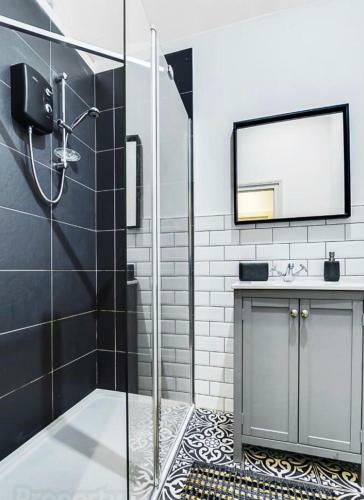 Villa Beautiful 6 Bedroom Period House