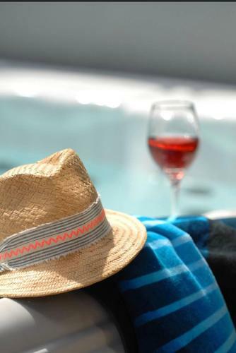 Waters Edge On Retallack Resort- Private Hot Tub