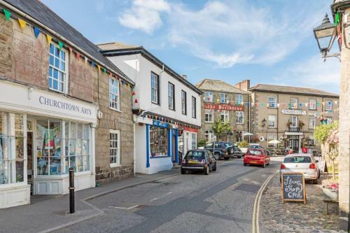 Howlyek House In St Agnes