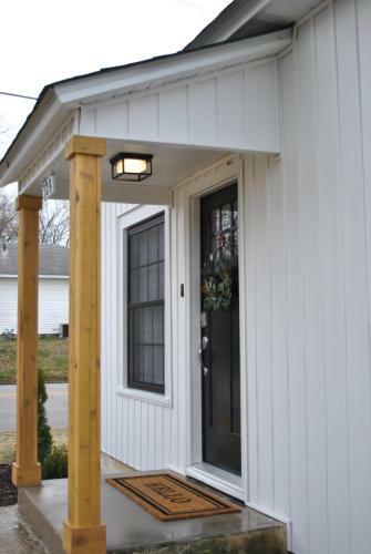 Black And White Cottage; Simple Yet Stunning.