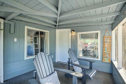 Lakeside Cottage With Patio About 11 Mi To Branson!